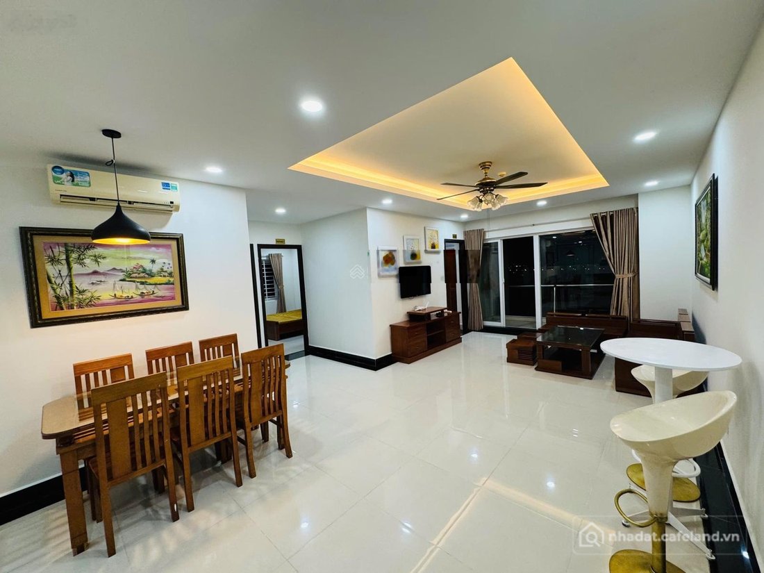 Bán căn hộ chung cư: Căn hộ 3PN Dic Phoenix - 106m2 3PN view biển giá 4,6 tỷ, sổ