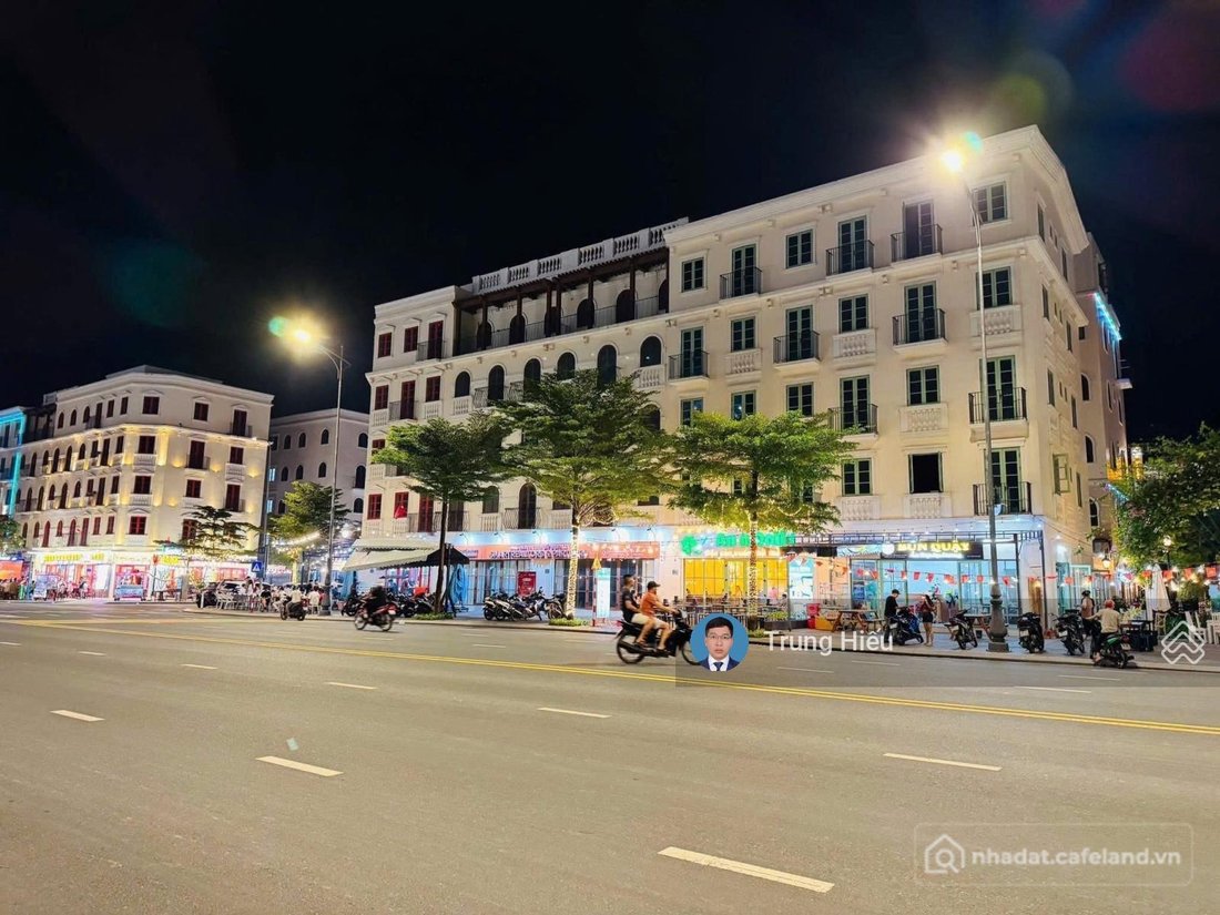 Bán nhà phố dự án: Cần chuyển nhượng nhà hai căn shophouse dự án Sun Grand City 