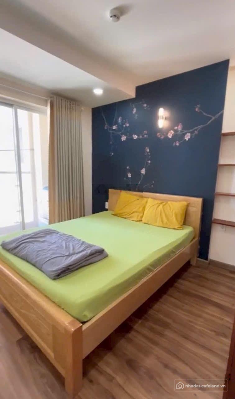 Bán căn hộ chung cư: Bán căn góc Goldsea 66m2,2pn,2wc giá 3,5tỷ.call 0989116432 