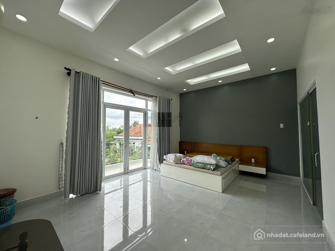 Bán nhà riêng: Nha Biet Thu 5 nam tuoi - Gia dinh can ban de dinh cu Nuoc Ngoai