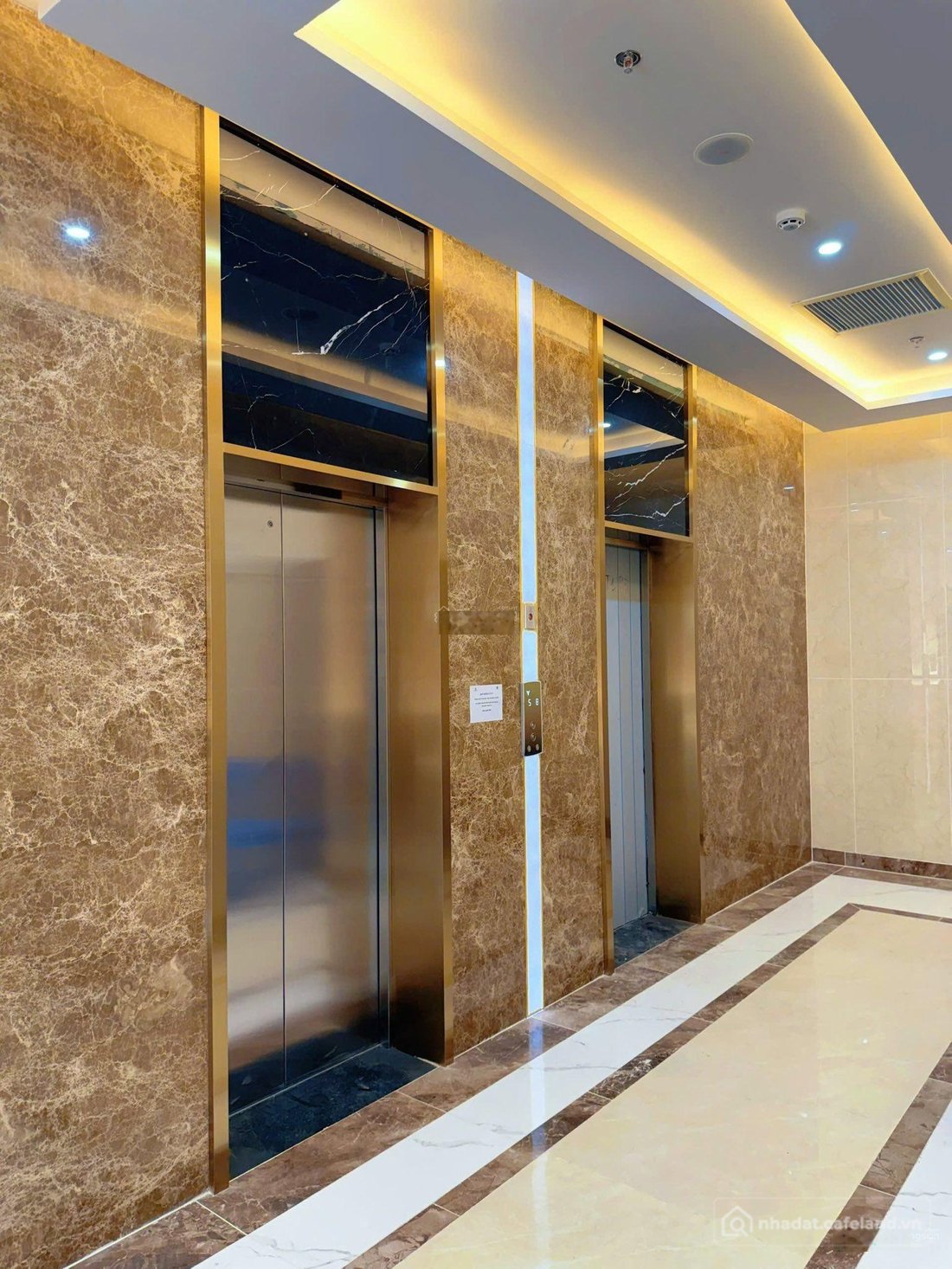 Bán căn hộ chung cư: Căn hộ cao cấp 2 pn chủ cần ra gấp đi nước ngoài tại cara r