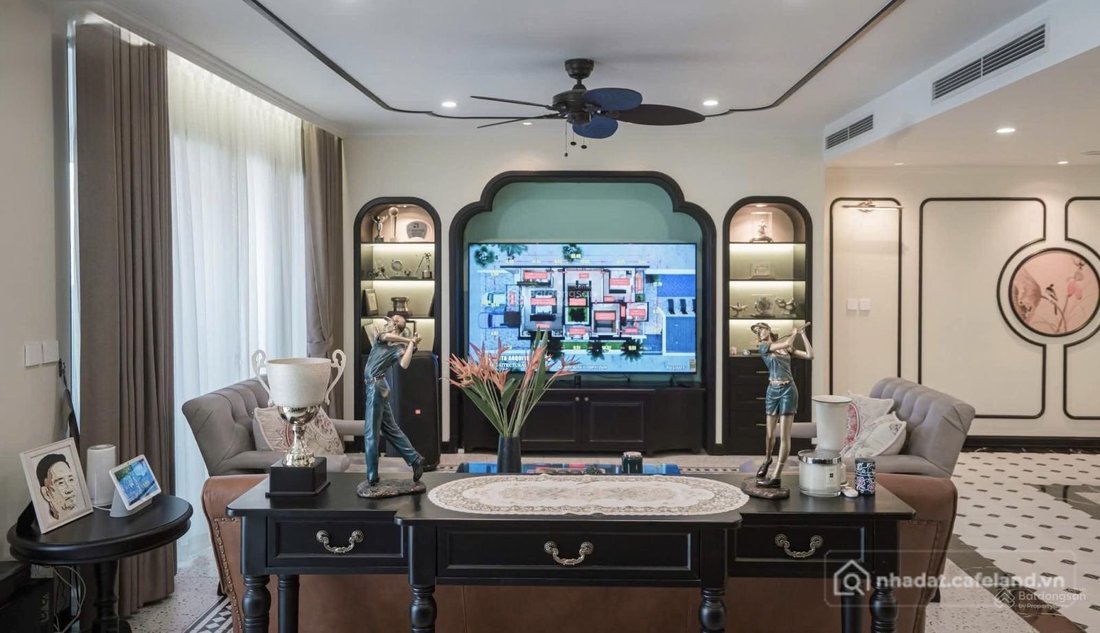 Căn hộ chung cư: Cho thuê căn 234m2, 4PN, D Le Roi Soleil, 59 Xuân Diệu
