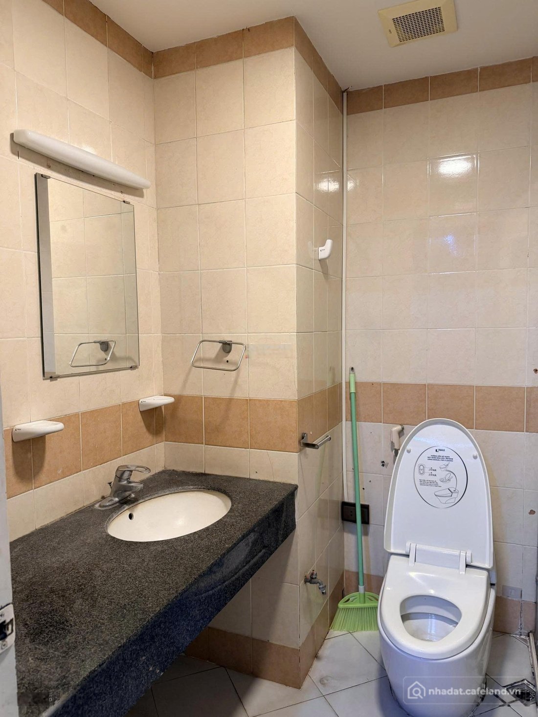 Nhà riêng: Cho thuê NR 4PN, 4WC, 50m2, 25 triệu VND tại Phố Chùa Láng, có thang 