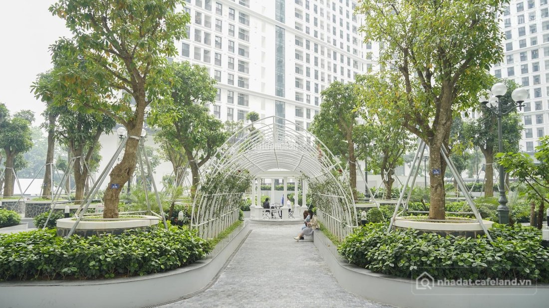 Căn hộ chung cư: Cho thuê CC 3PN, 2WC, 20 triệu, 103m2 tại CT8 The Emerald, view