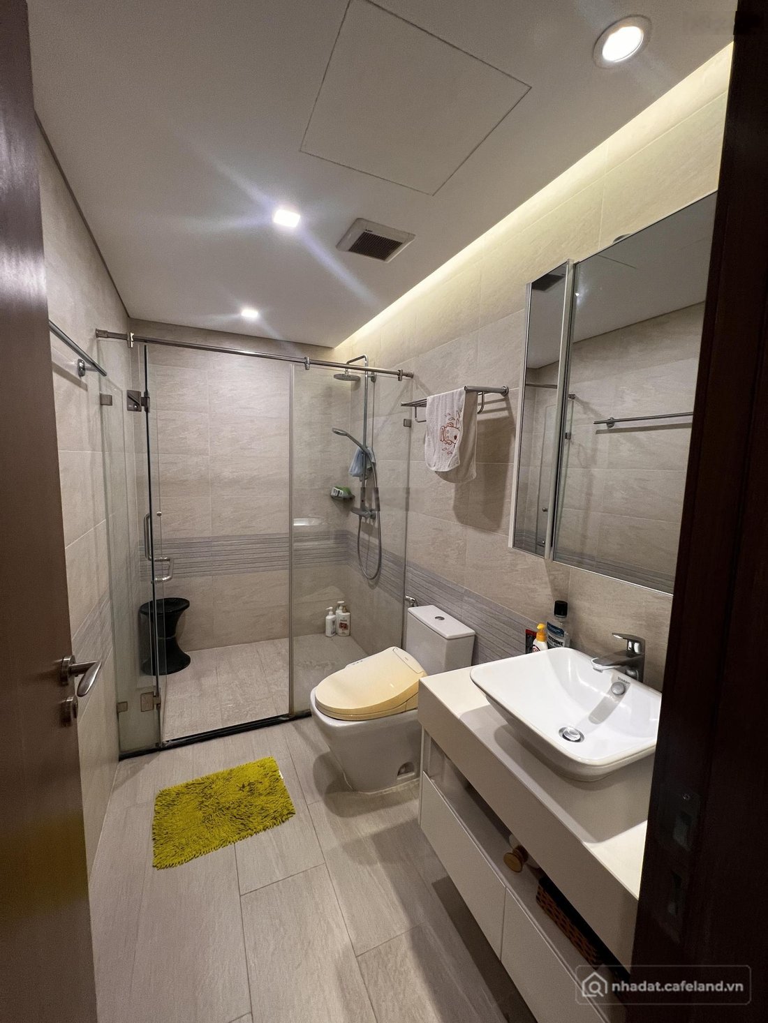 Căn hộ chung cư: Cho thuê CC M3, Vinhomes Metropolis - Liễu Giai, 52 triệu, 3PN,
