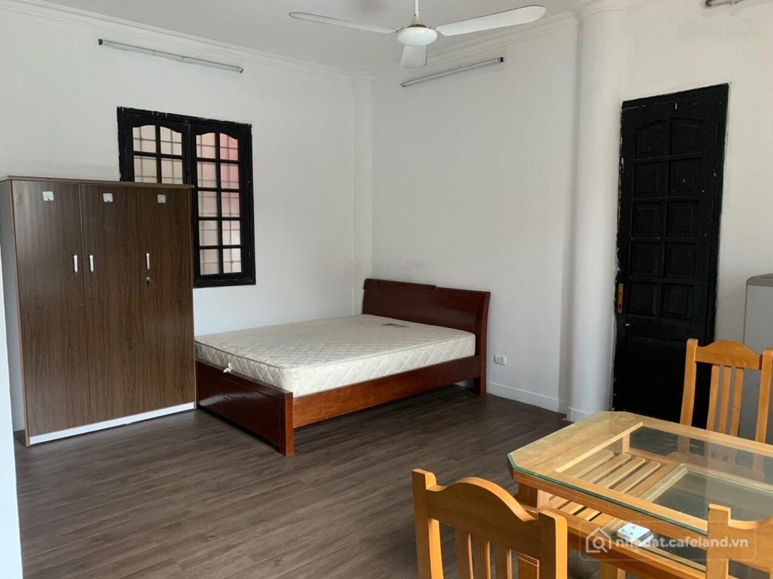 Phòng trọ: Chính chủ cho thuê căn hộ phố Tuệ Tĩnh ngay Vincom Bà Triệu dt 36m2 f
