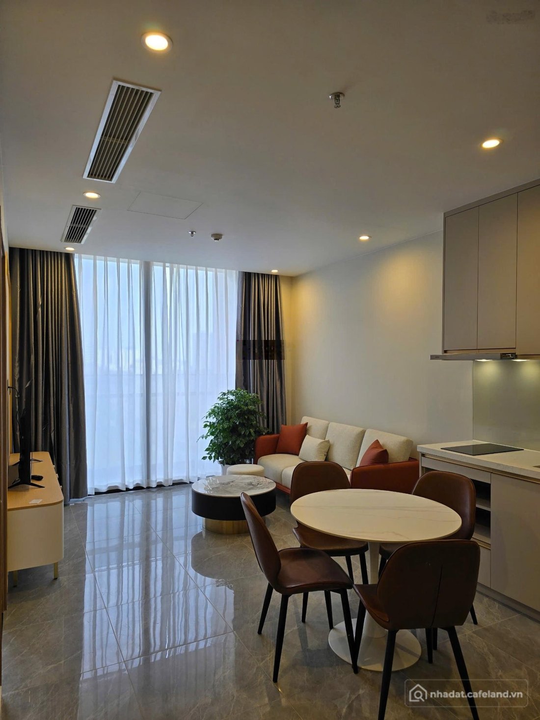 Căn hộ chung cư: Cho thuê căn hộ 1PN+1 hướng đông nam dự án ICon40 Hạ Long - vie