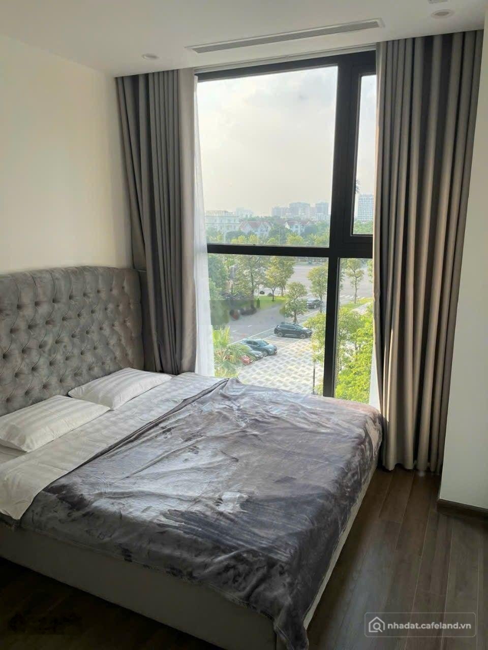 Căn hộ chung cư: Cho thuê căn 2PN 2WC full đồ tại Vinhomes Symphony