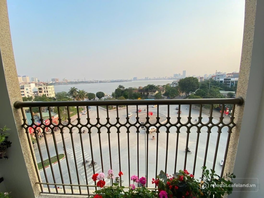 Căn hộ chung cư: Cho thuê gấp CC D'. El Dorado, 89m2, 2PN, gía 24tr view Hồ Tây 