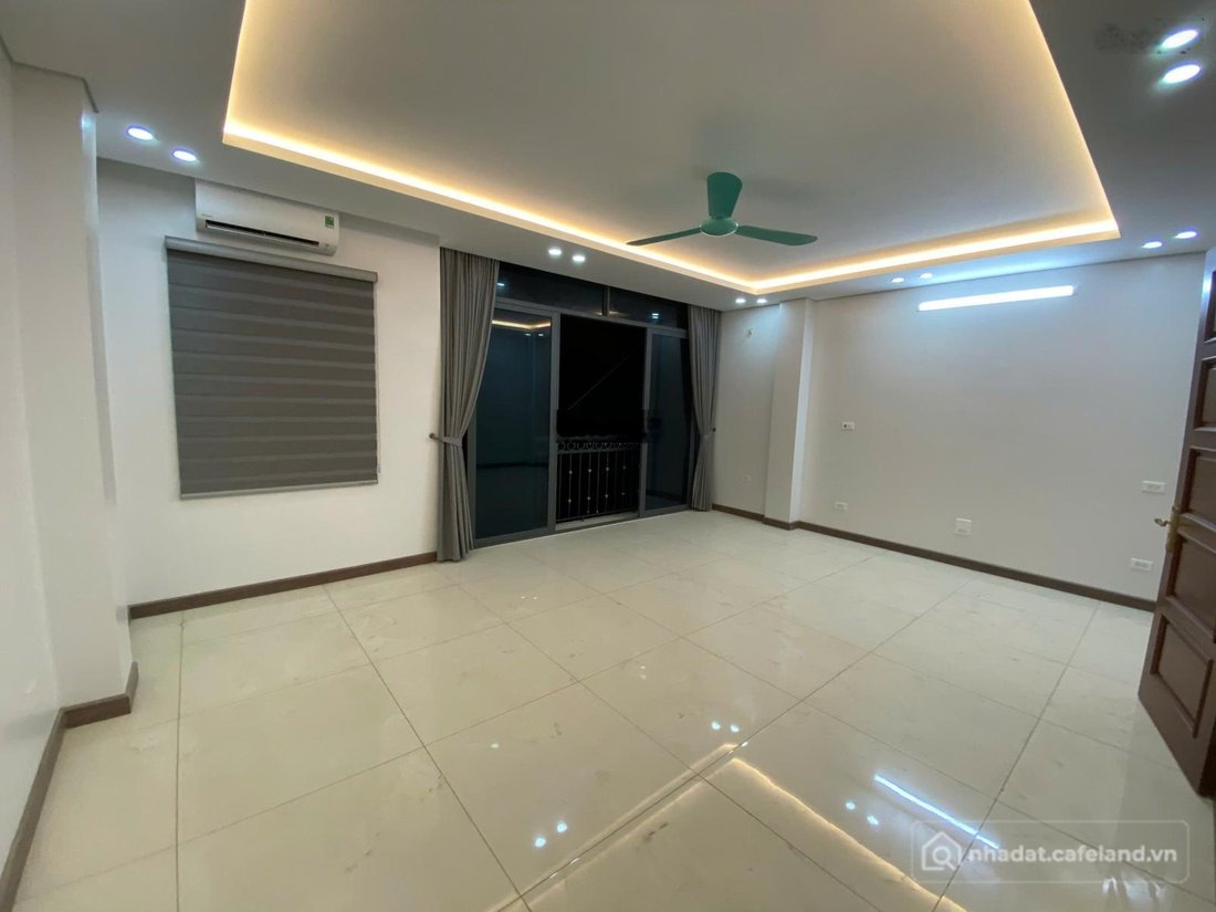 Văn phòng: Cho thuê văn phòng Làng Việt Kiều Châu Âu, diện tích 35 m2 , phù hợp 
