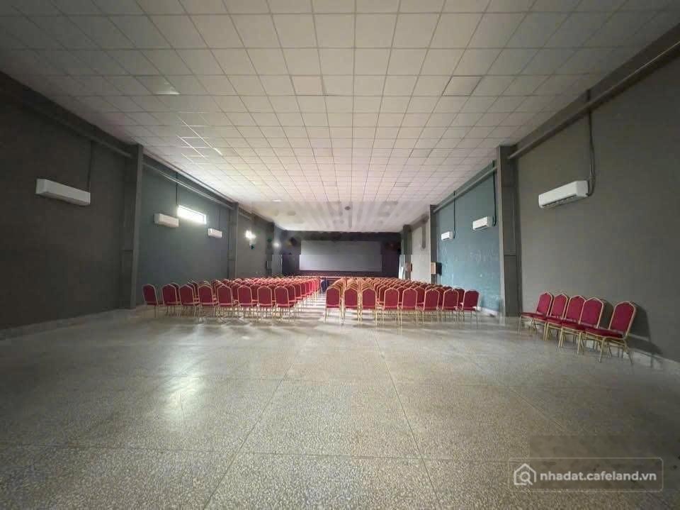 Nhà riêng: Mặt bằng QL13 - đối diện Becamex Tower