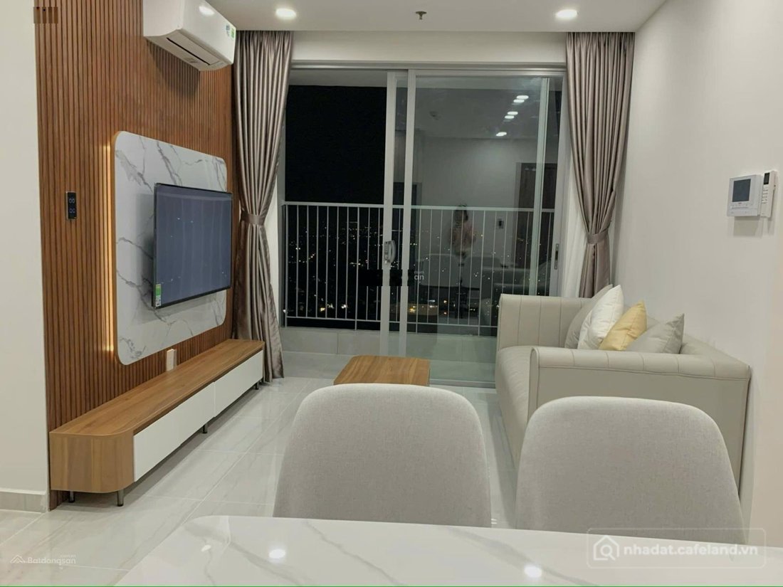 Căn hộ chung cư: Cho thuê căn hộ 2PN full nội thất | Hồ bơi & Gym | View Thành P