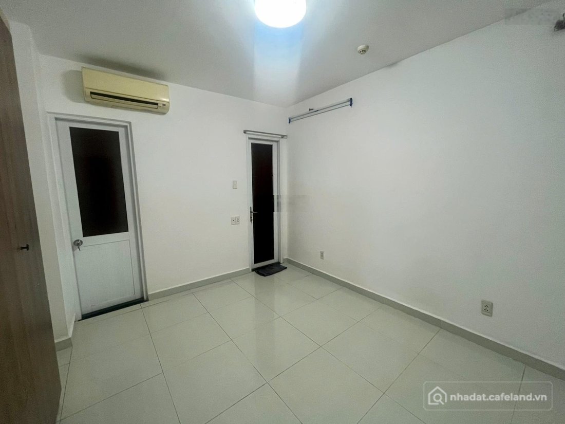 Căn hộ chung cư: Cho thuê căn hộ góc 83m tại 8x Plus Trường Chinh, gần cầu Tham 