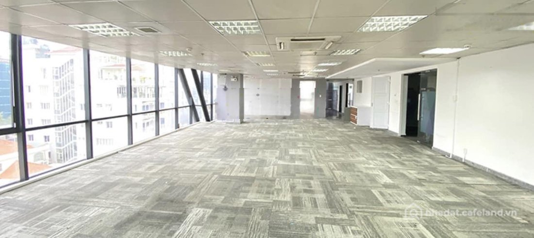 Nhà riêng: MT Hoa Phượng gần Hoa Đào - Phú Nhuận - diện tích: 16x18, hầm trệt 3 