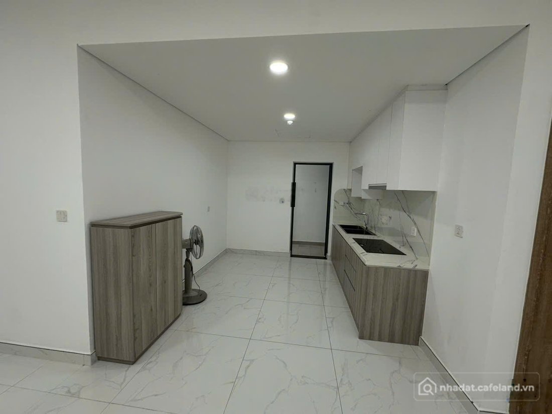 Căn hộ chung cư: Cho thuê căn hộ Skyline khu Diamond Alnata - Celadon . 22 triệu
