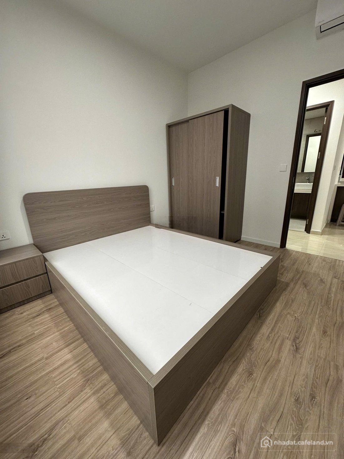 Căn hộ chung cư: Cho thuê căn hộ 2PN giá cực chất tại The Infiniti Riviera Point