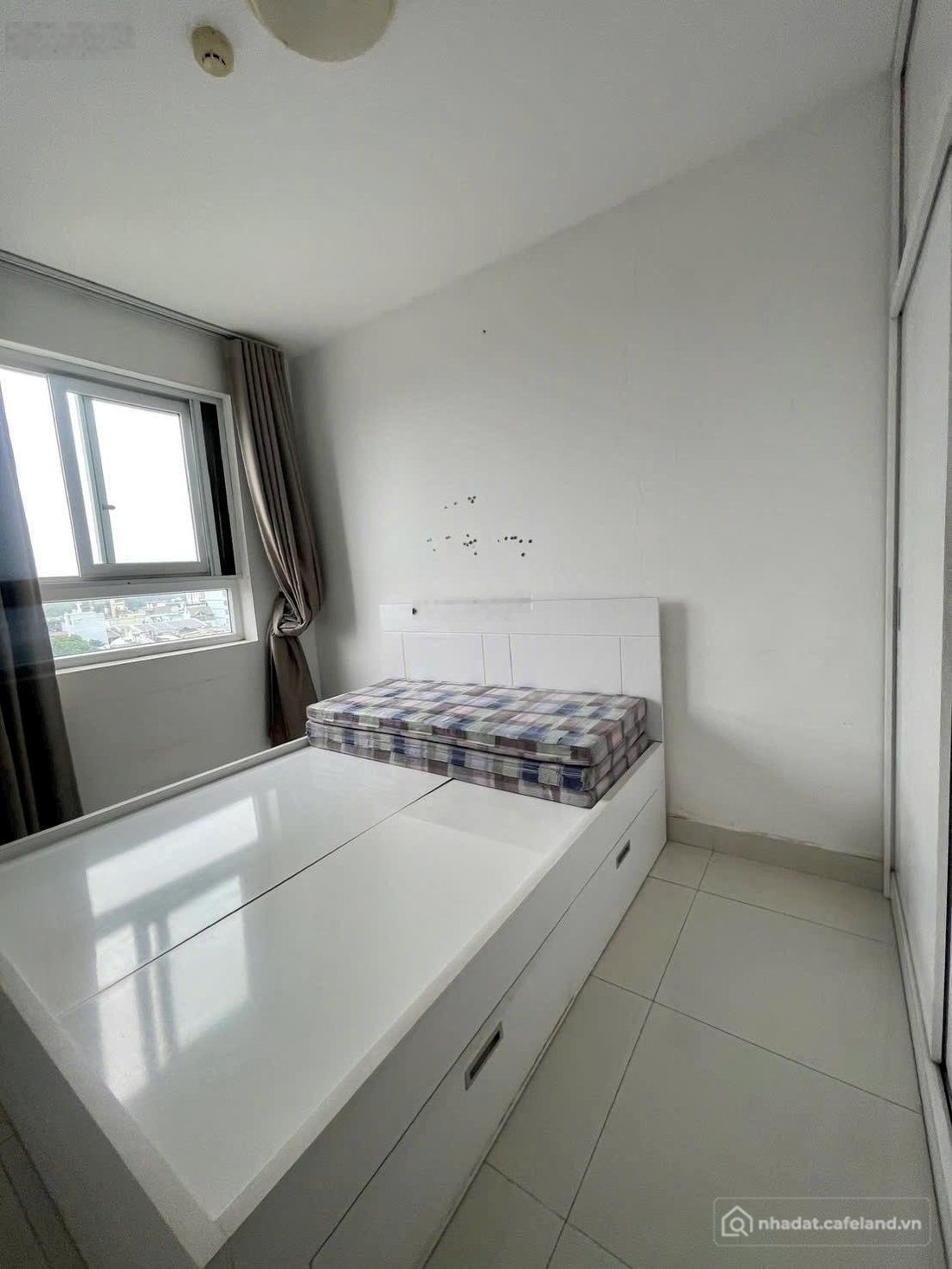 Căn hộ chung cư: Tara residence căn 95m2 3 phòng ngủ nội thất cơ bản đầy đủ