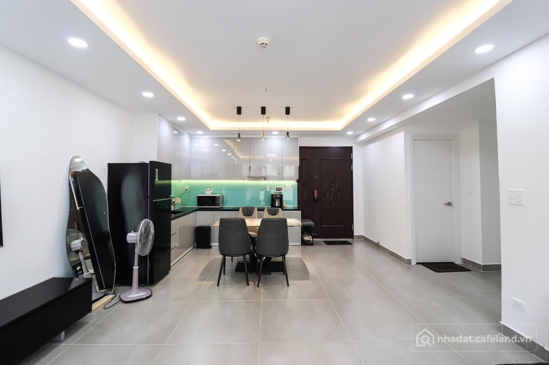 Căn hộ chung cư: Cho thuê căn hộ Cosmo City, 14 triệu, 72 m2, 2PN, 2WC, giá siêu