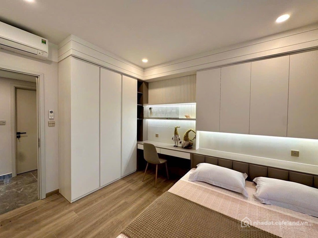 Căn hộ chung cư: Cần cho thuê nhanh căn hộ Sunrise Riverside, nhà đẹp, giá tốt. 