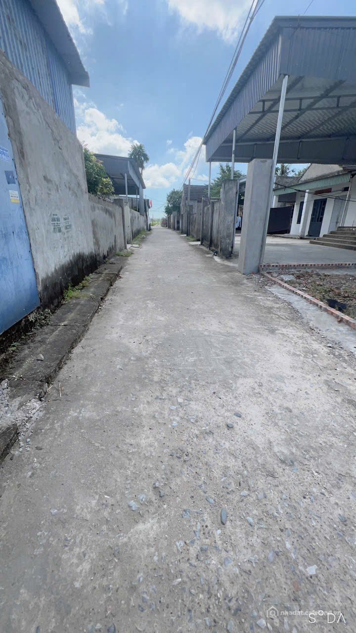 Bán đất thổ cư: Bán 82,8m đất, Mặt tiền : 5,28m.Tại : Hữu Bằng - Kiến Thuỵ - Hải