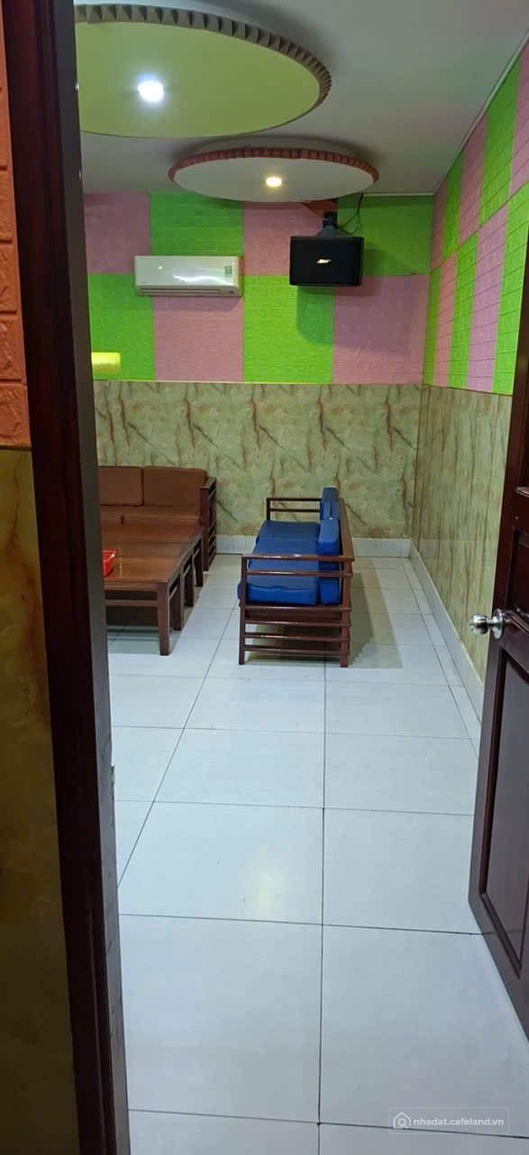 Bán căn hộ Mini, Dịch vụ: Cần bán quán ăn sân vườn