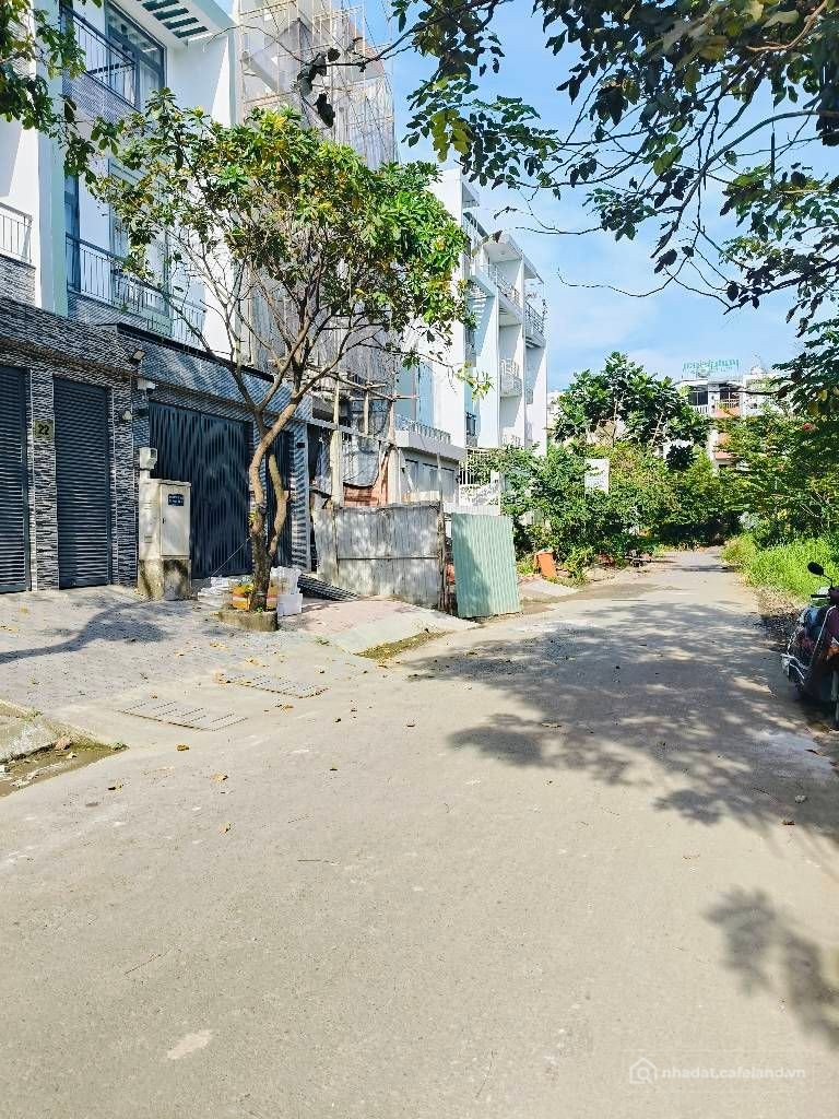 Bán nhà riêng: Mặt tiền KDC Intresco đường Phạm Hùng giáp QL50 Hiếm 5x20 Phân lô