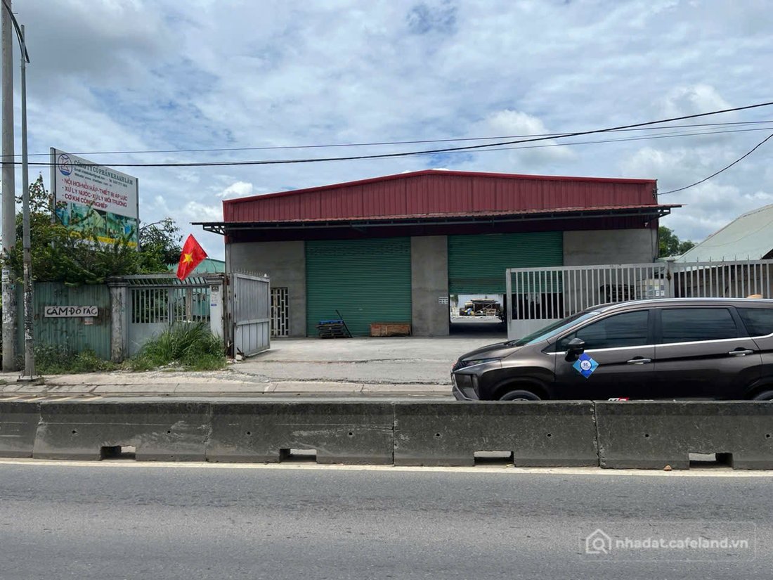 Bán kho, nhà xưởng: BÁN NHÀ XƯỞNG (20x63) MẶT TIỀN NGUYỄN VĂN BỨA, XUÂN THỚI SƠN