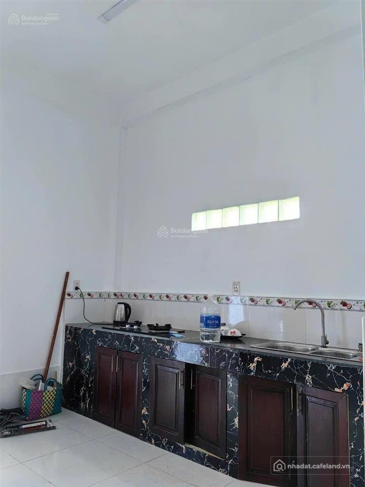 Bán nhà riêng: Nhà 2 tầng gần mặt tiền trần thị bốc 81m ô tô đỗ cửa chỉ 4 tỷ