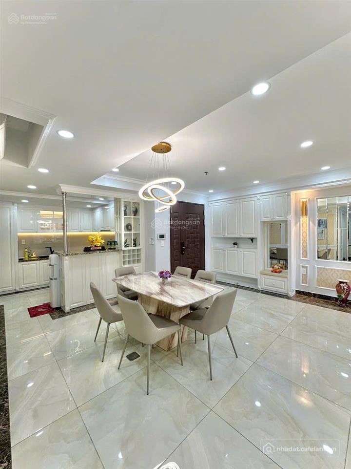 Bán căn hộ chung cư: Ch 123m2 full nội thất cao cấp ngay phú mỹ hưng chỉ 62tr/m2