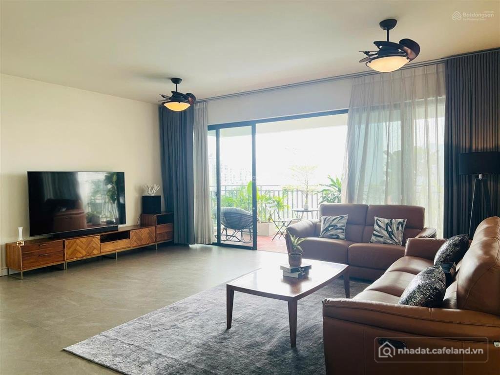 Bán căn hộ chung cư: Cần tiền bán gấp cao cấp the view riviera point dt 148m giá