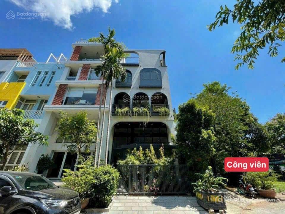 Bán nhà riêng: Bán biệt thự song lập phú mỹ hưng liền kề công viên giá 46 tỷ