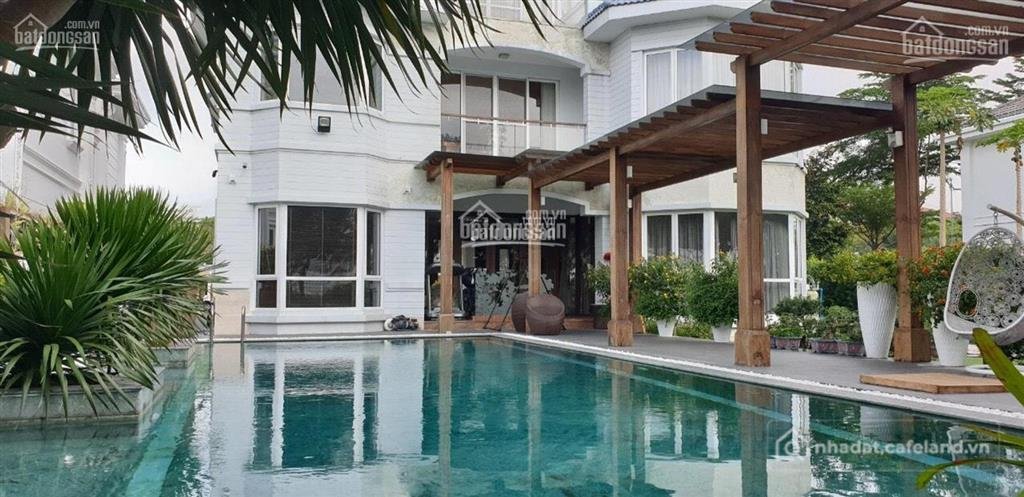 Bán nhà riêng: Bán nhanh ăn tết biệt thự thượng lưu chateau phú mỹ hưng quận 7 g