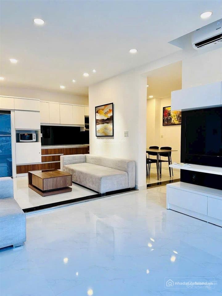Bán căn hộ chung cư: Bán căn hộ chung cư star hill, 11,5 tỷ, 112m2, q7, hcm, sân