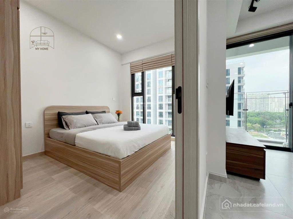 Bán căn hộ chung cư: Gấp. chủ gửi bán gấp căn hộ 2pn view hồ bơi cc cardinal cou