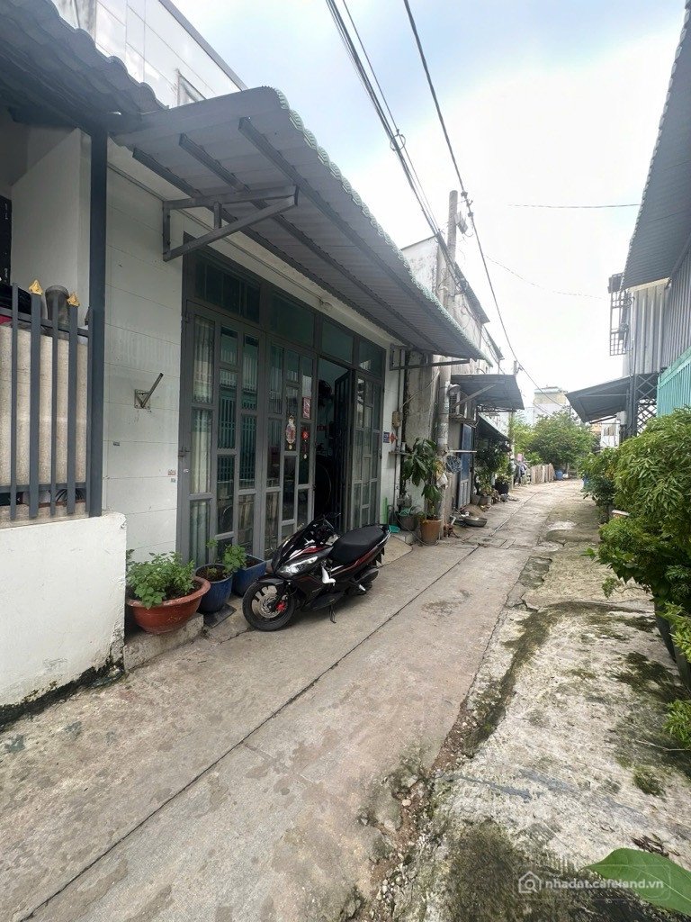 Bán nhà riêng: HXH HỒ VĂN LONG – 1 TRỆT 1 LỬNG – NGANG GẦN 6M – 2 MẶT HẺM – CHỈ 