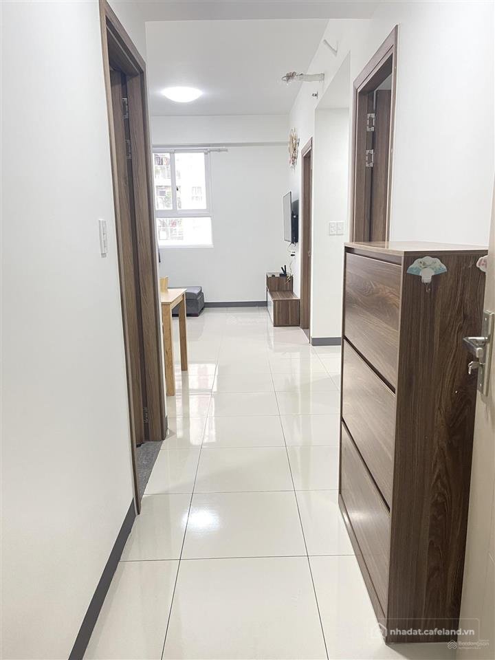Bán căn hộ chung cư: Bán căn hộ đã có sổ hồng riêng 2pn 1wc nhà đón gió mát mẻ, 
