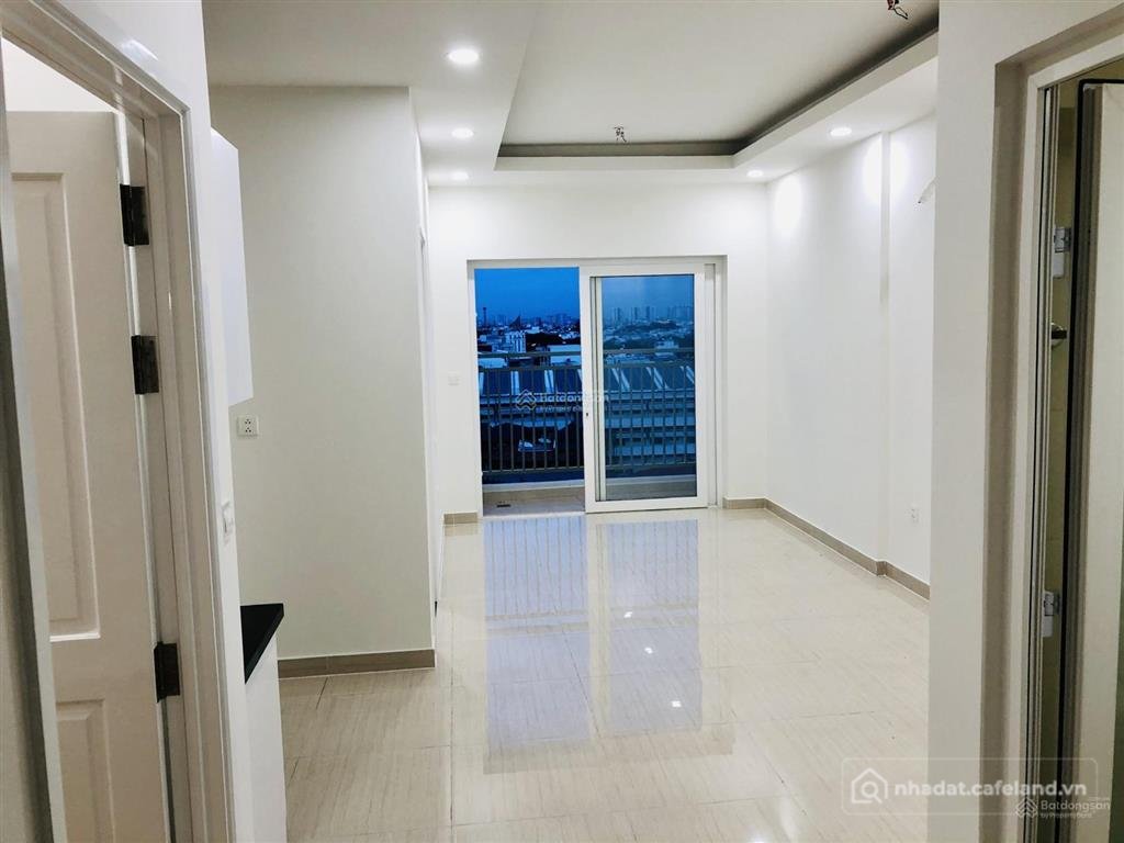 Bán căn hộ chung cư: Em cần bán căn hộ 77m2/2pn2wc "loại lớn" giá bán 3 tỷ 800tr