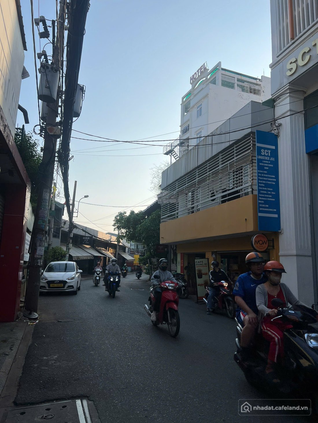 Bán nhà riêng: HÀNG HIẾM HẺM XE HƠI VĂN CHUNG – NGANG 6.5M – 2 CĂN KHAI THÁC SẴN