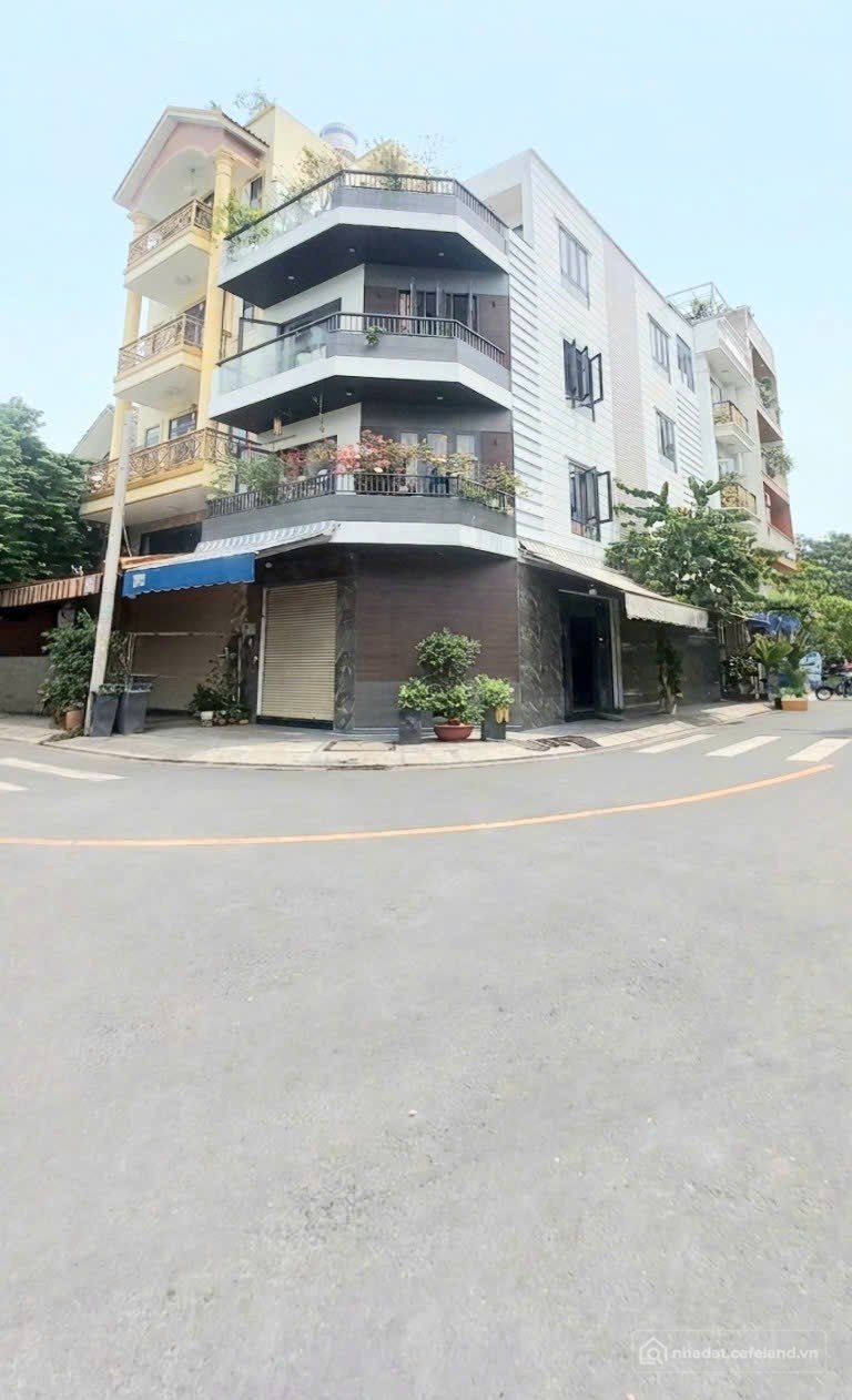 Bán nhà riêng: M.T.K.D ĐƯỜNG 12M CÓ LỀ SÁT LẠC LONG QUÂN - GẦN CHỢ TÂN BÌNH - 5*
