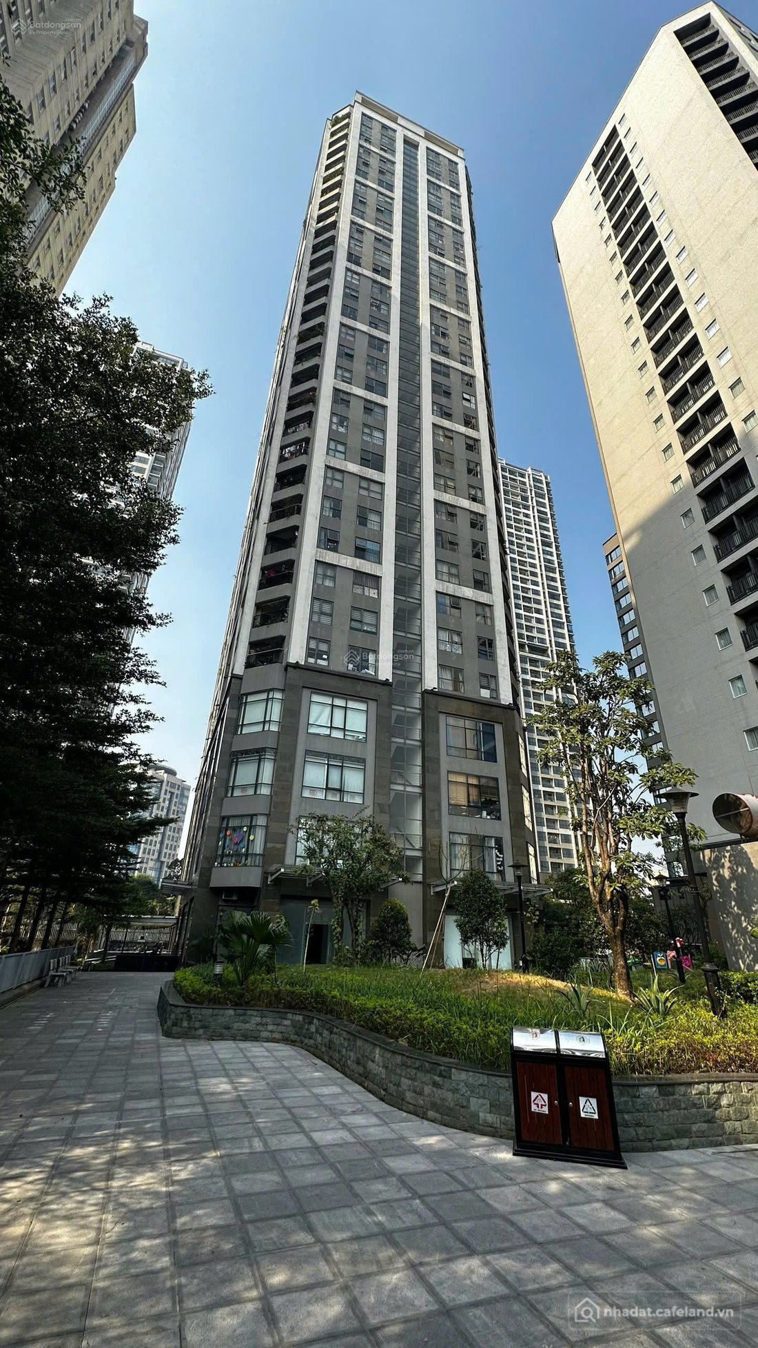 Bán nhà riêng: Bán sàn thương mại tầng 1 Vinata Tower 289 Khuất Duy Tiến, Trung 