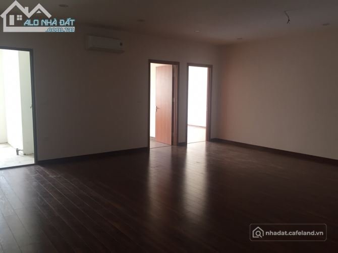 Cho thuê căn hộ chung cư: Cho thuê căn hộ The Light CT2 Trung Văn, 3 phòng ngủ, 