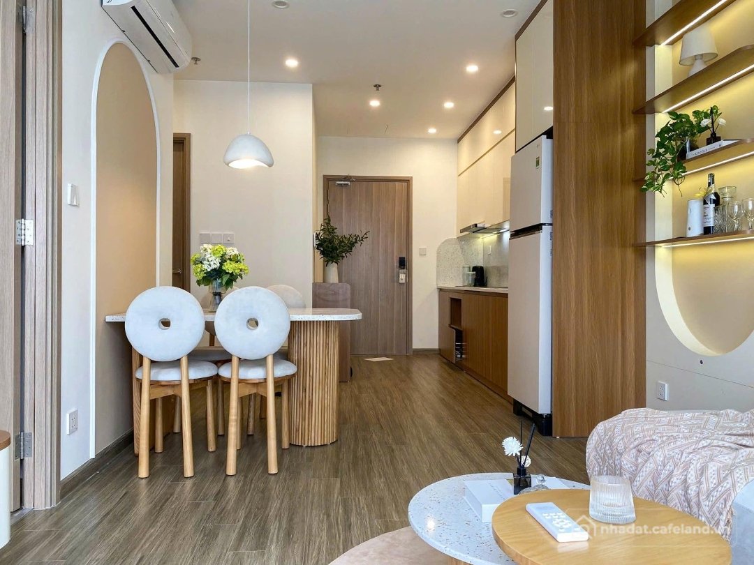Cho thuê căn hộ chung cư: Cho Thuê Cc 2pn, 2wc Tại The Sakura - Vinhomes Smart C