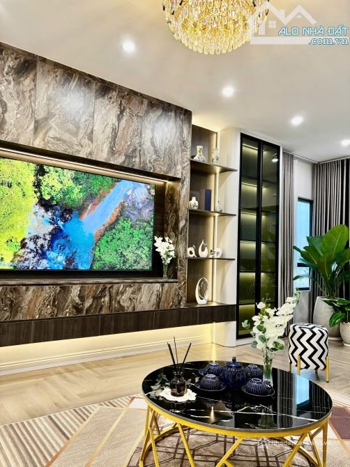 Cho thuê căn hộ chung cư:  CHO THUÊ CĂN HỘ CAO CẤP THE NINE – 3PN – FULL NỘI TH