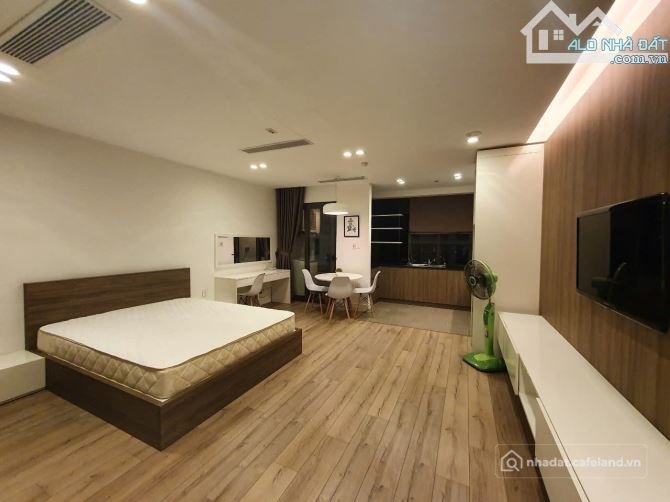 Cho thuê căn hộ chung cư: Cho thuê gấp căn hộ tại Starcity Lê Văn Lương 1 ngủ fu