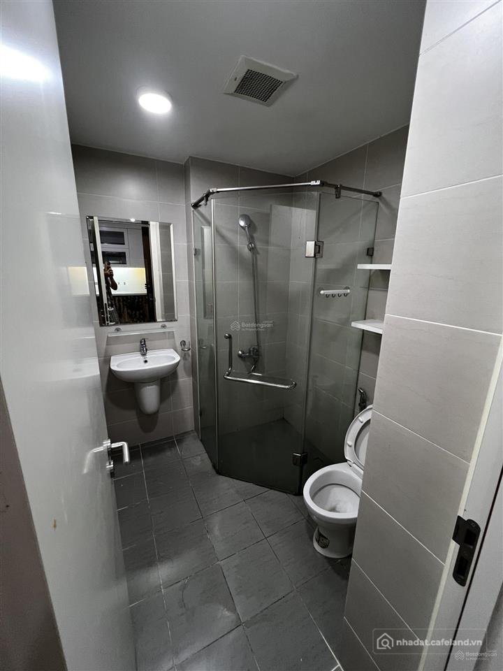 Cho thuê căn hộ chung cư: Cho thuê cc t&t riverview hướng đông nam, giá 12 triệu