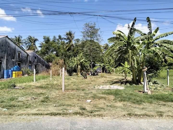 Bán đất thổ cư: Bán đất 932 Chông Nô 513.7m² có sẵn 277.3m² thổ cư ngang 13m giá