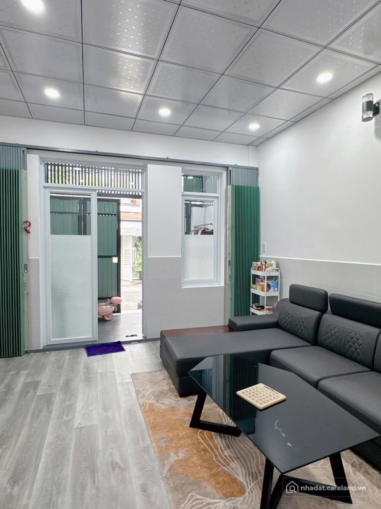 Bán nhà riêng: Hẻm nhựa 12m Thoại Ngọc Hầu, dt 115m2, 4x28.5, giá 9.9 tỷ, nhà đẹ