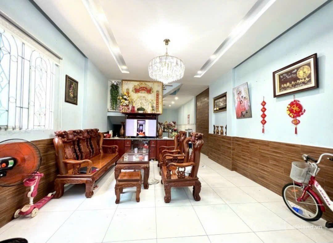Bán nhà riêng: Nhà đẹp Sơn Kỳ 70m² – Ngang 4.5m – Hẻm xe hơi sạch đẹp – Giá chỉ 