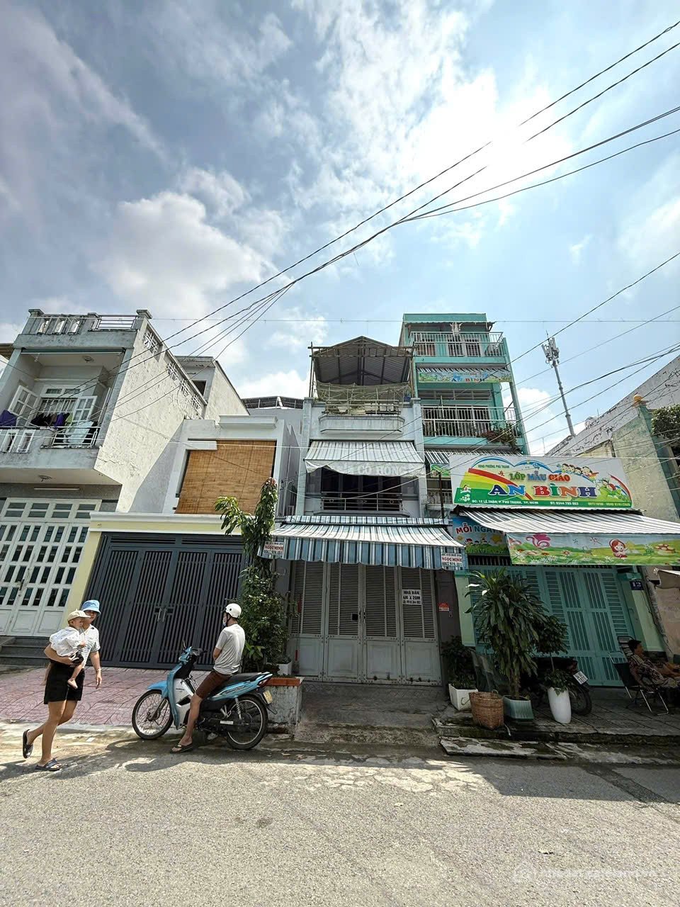 Bán nhà riêng: MT Lê Thận gần RichStar, 80m2 (4x20), 3 tầng 4PN, chỉ 9.3 tỷ, kin
