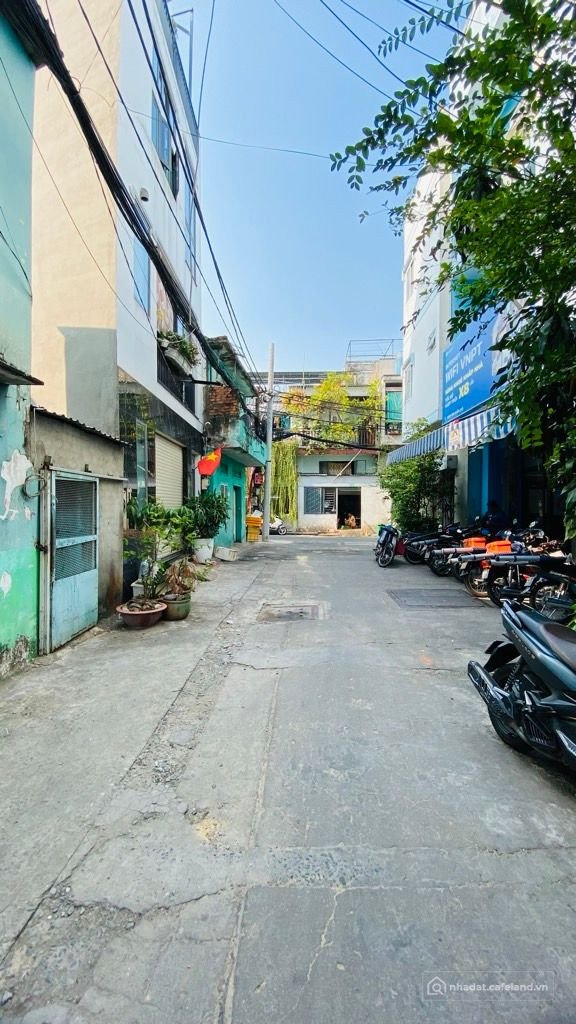 Bán nhà riêng: Bán nhà 5 Tầng Lạc Long Quân Tân Bình